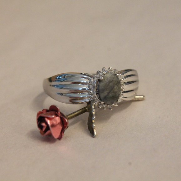 Silver Ring with Opaque Emerald - Picture 2 of 13